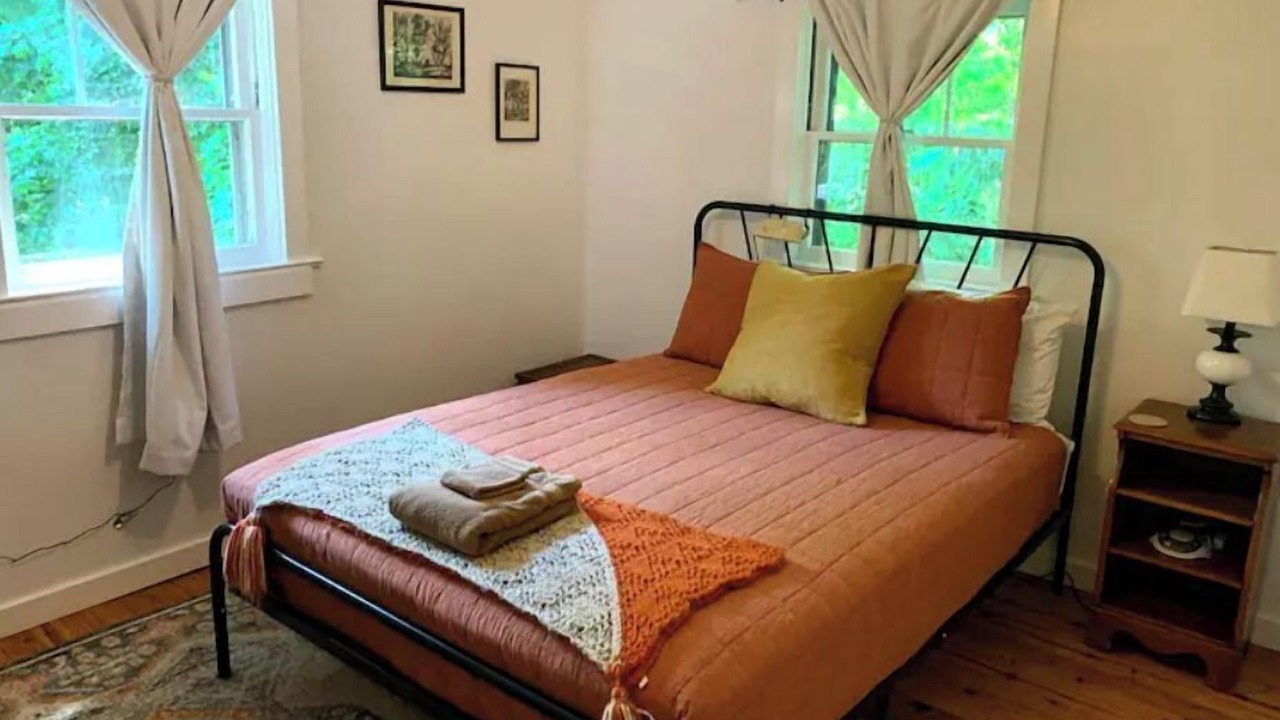 Photo of Bedroom in Asheville