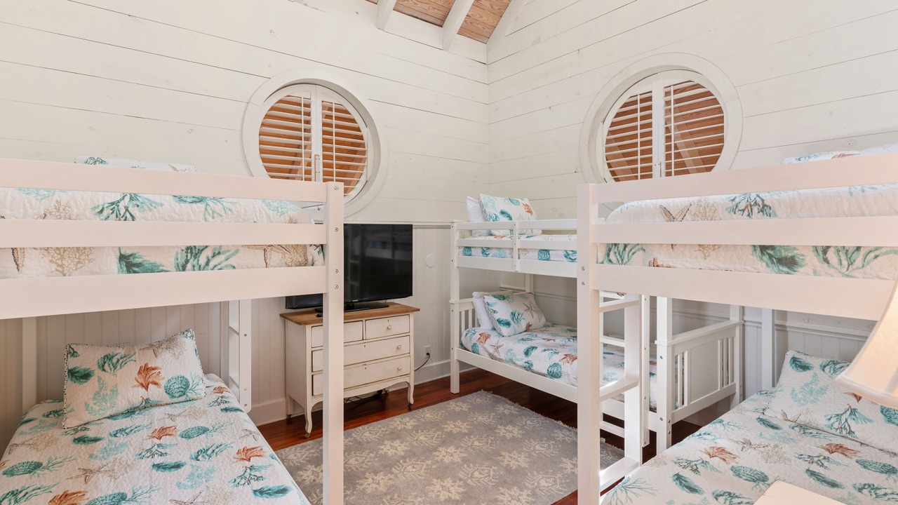 Photo of Bedroom in East Beach