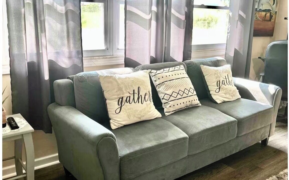 Photo of Livingroom in Macon