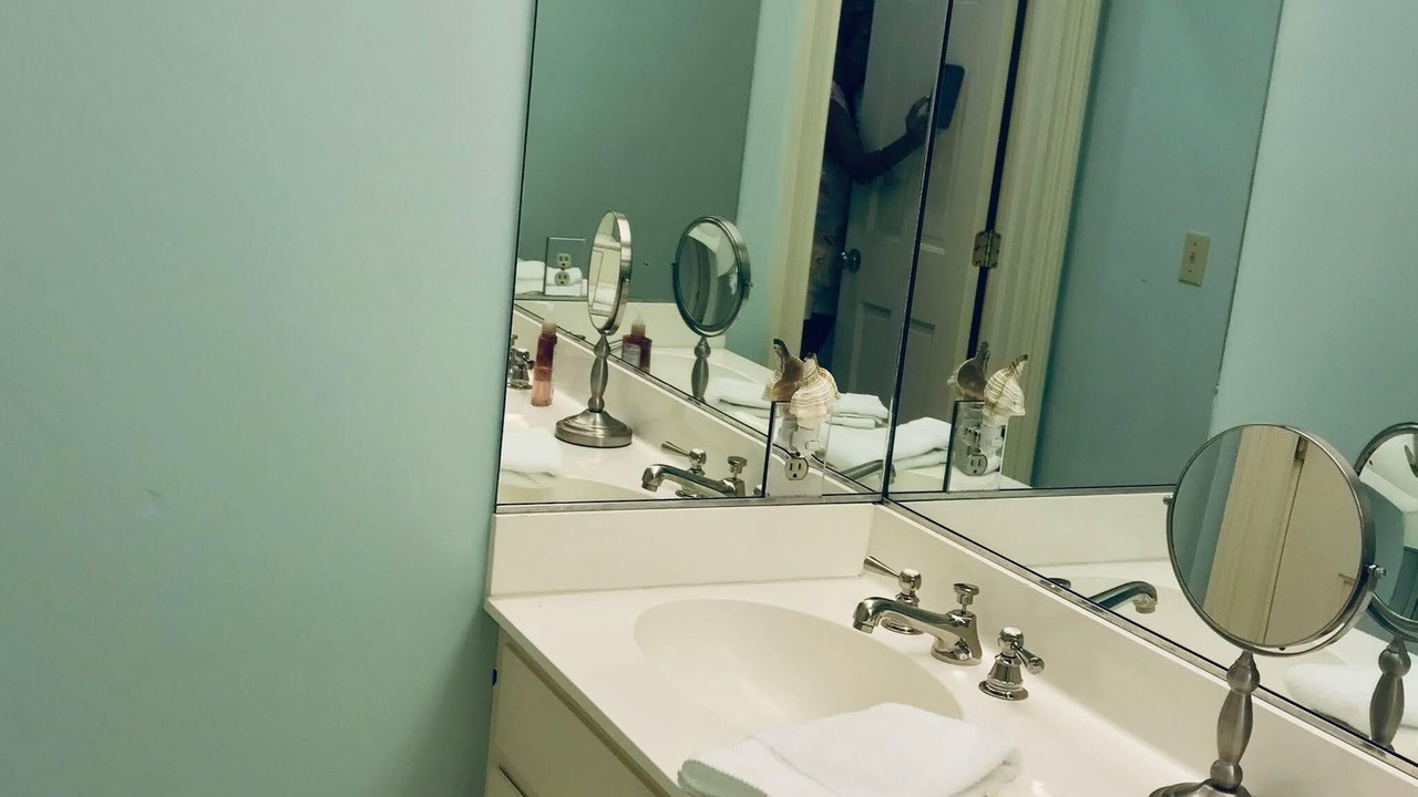 Photo of Bathroom in Sea Island
