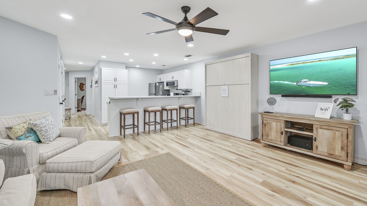 Photo of Livingroom in Miramar Beach