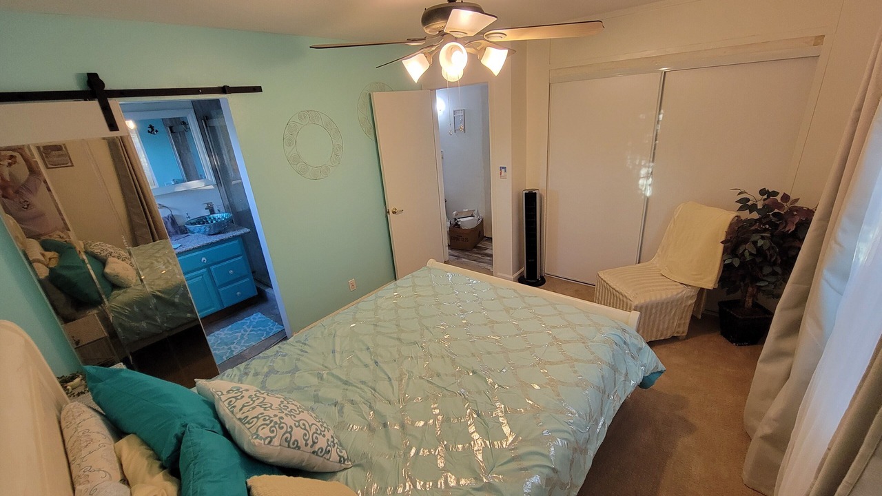 Photo of Bathroom in East Side Capistrano