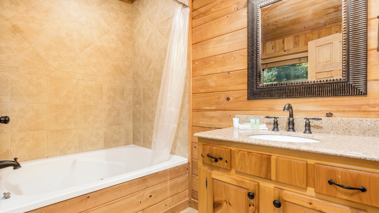 Photo of Bathroom in Rocky Grove