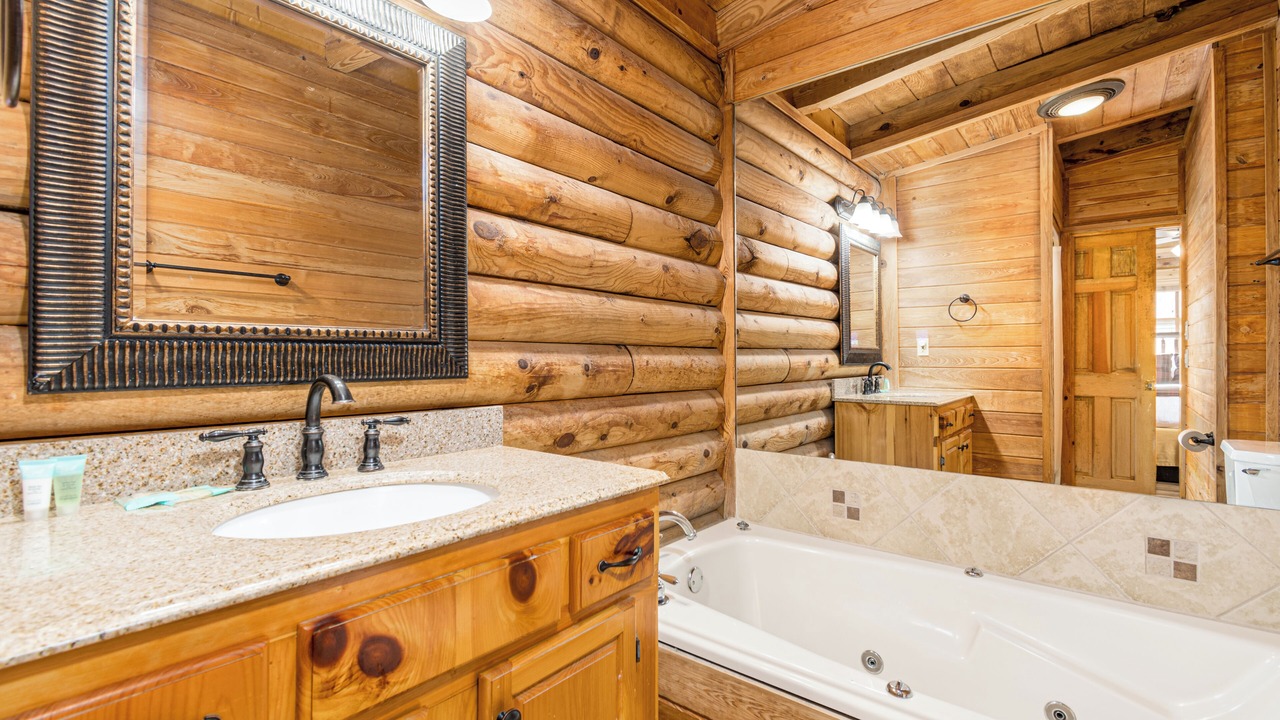 Photo of Bathroom in Rocky Grove
