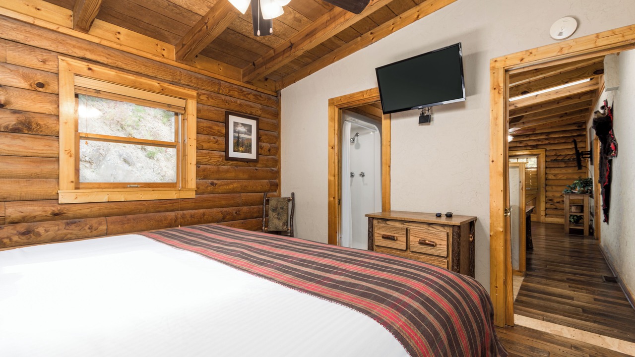 Photo of Bedroom in Rocky Grove