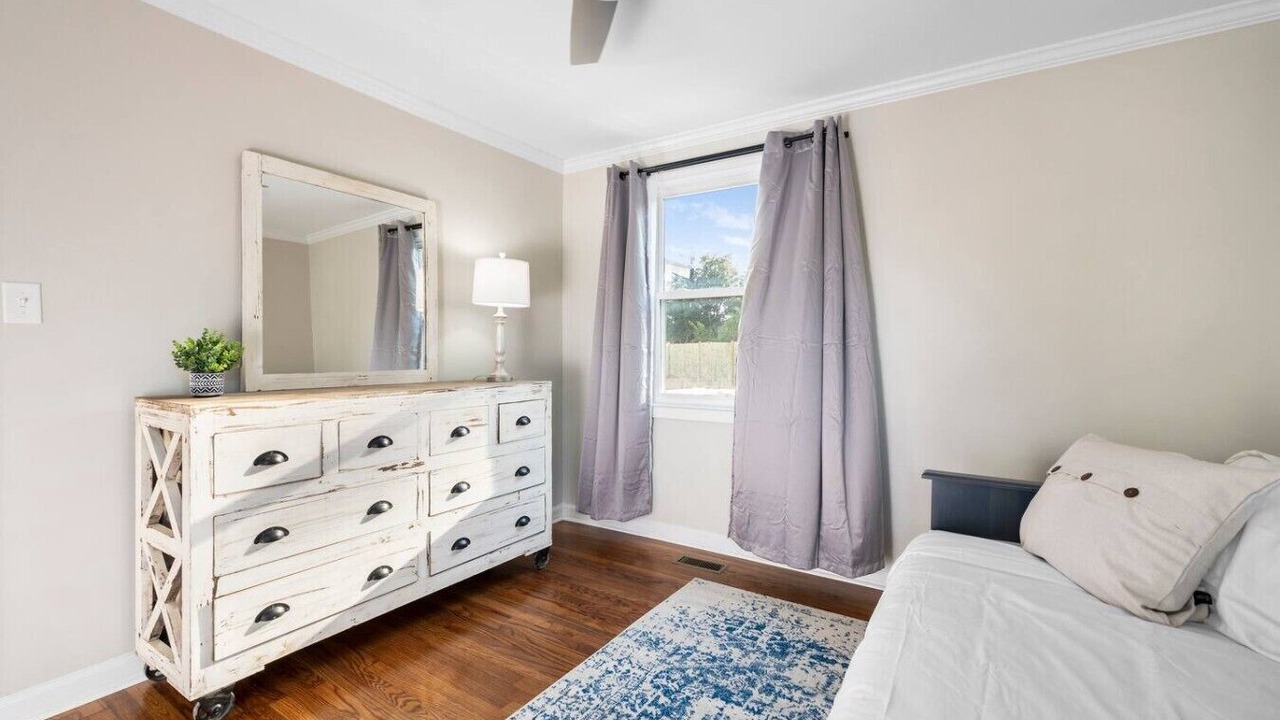 Photo of Bedroom in Macon