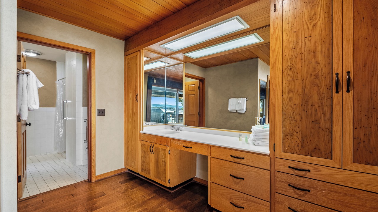 Photo of Bathroom in Dandridge