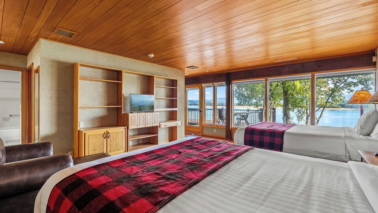 Photo of Bedroom in Dandridge