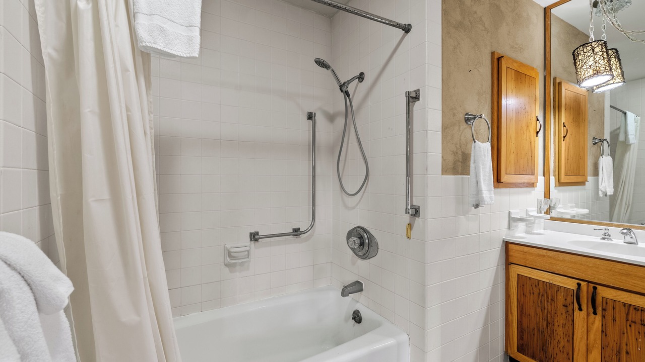 Photo of Bathroom in Dandridge