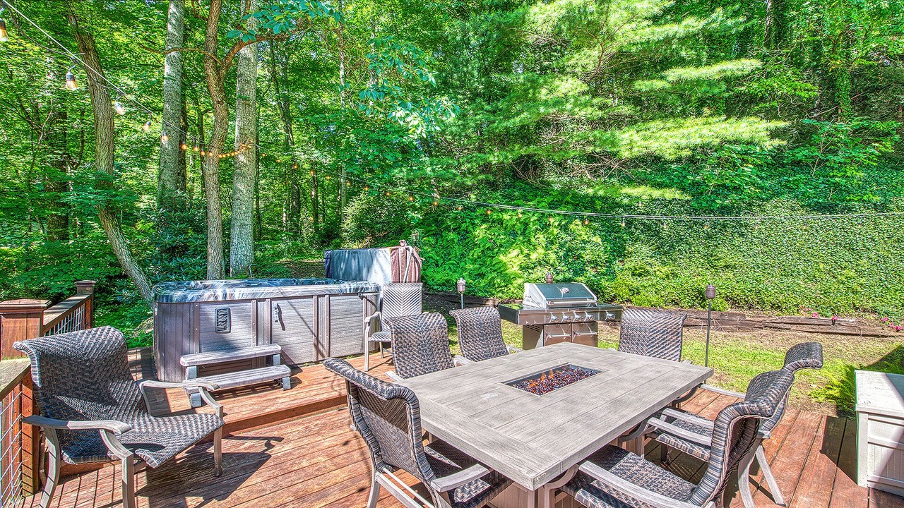 Photo of Outdoor in Waynesville