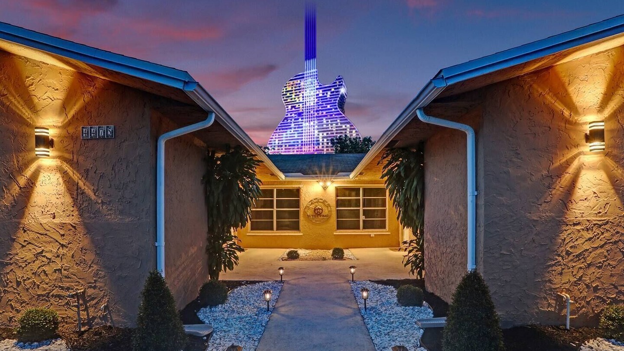 Photo of Outdoor in Hollywood