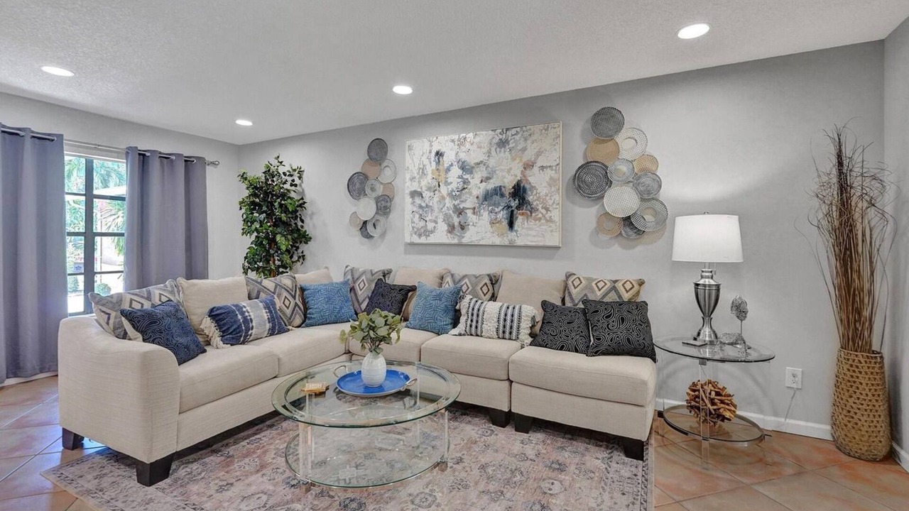 Photo of Livingroom in Hollywood