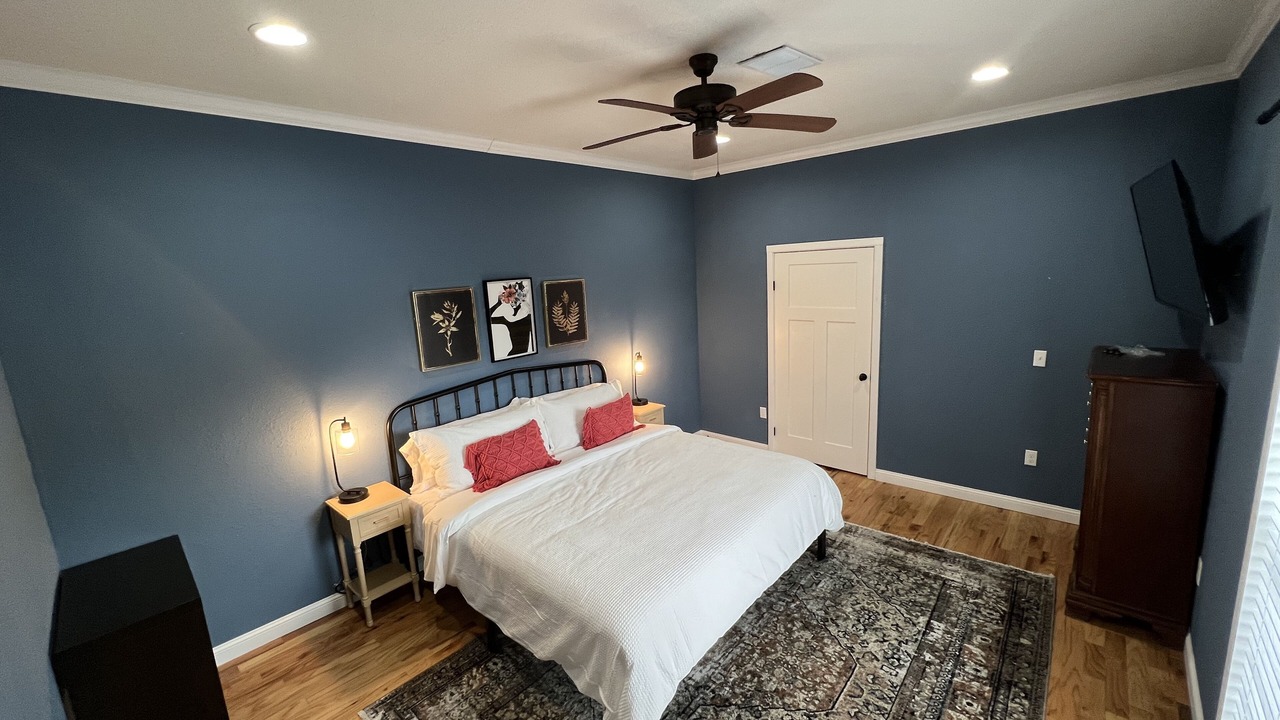 Photo of Bedroom in Guntersville