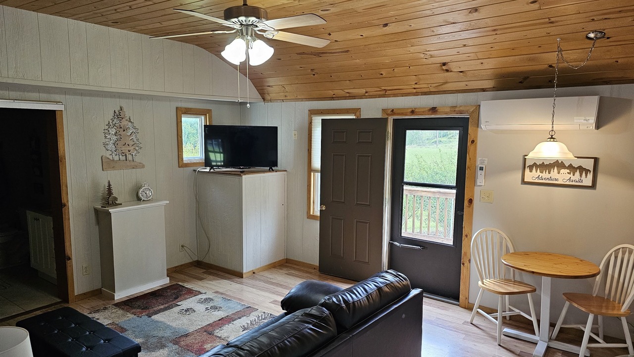 Photo of Livingroom in Hot Springs
