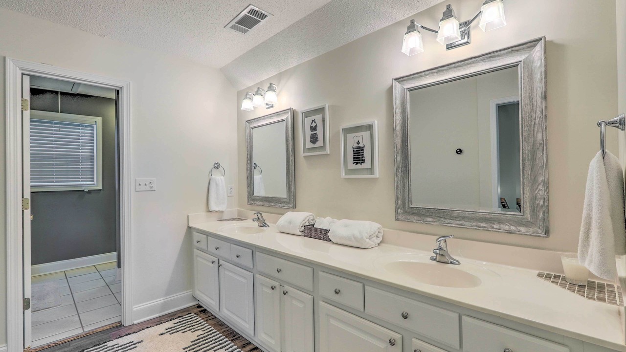 Photo of Bathroom in Eatonton