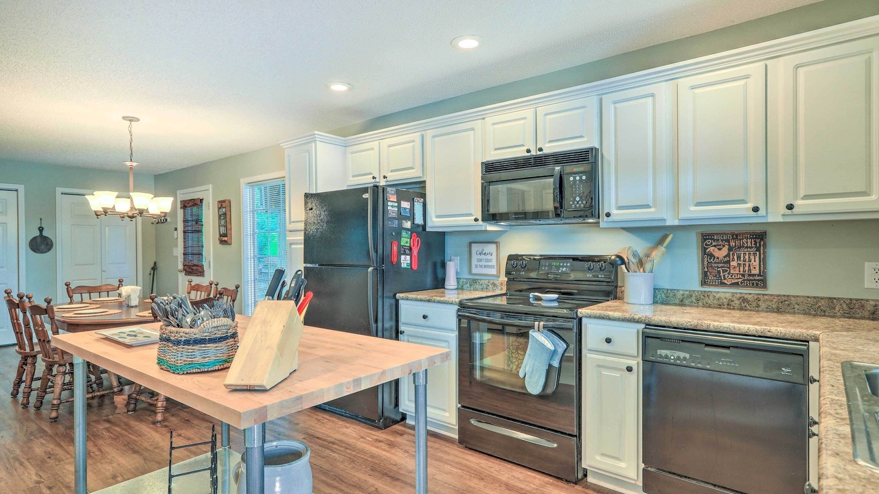 Photo of Kitchen in Eatonton