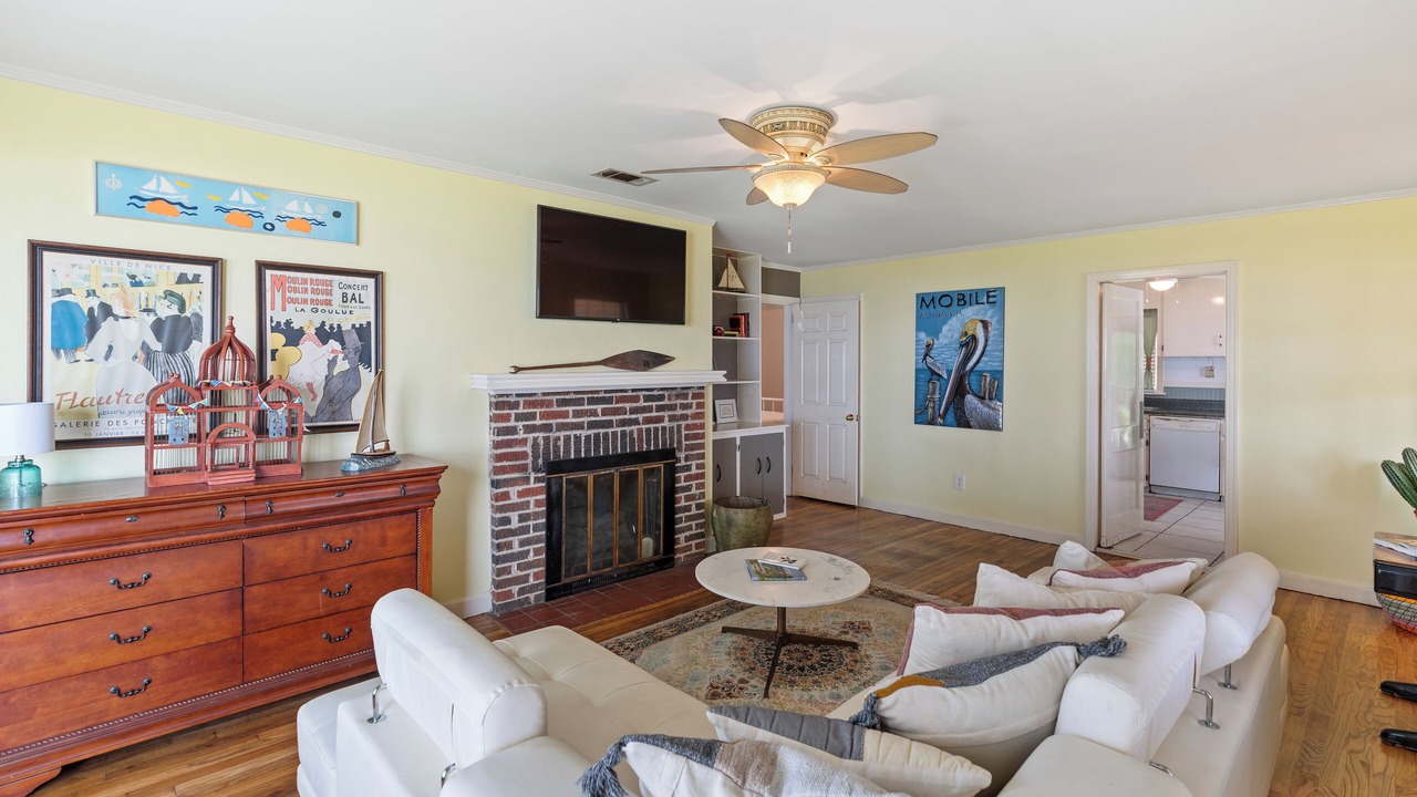 Photo of Livingroom in Driftwood