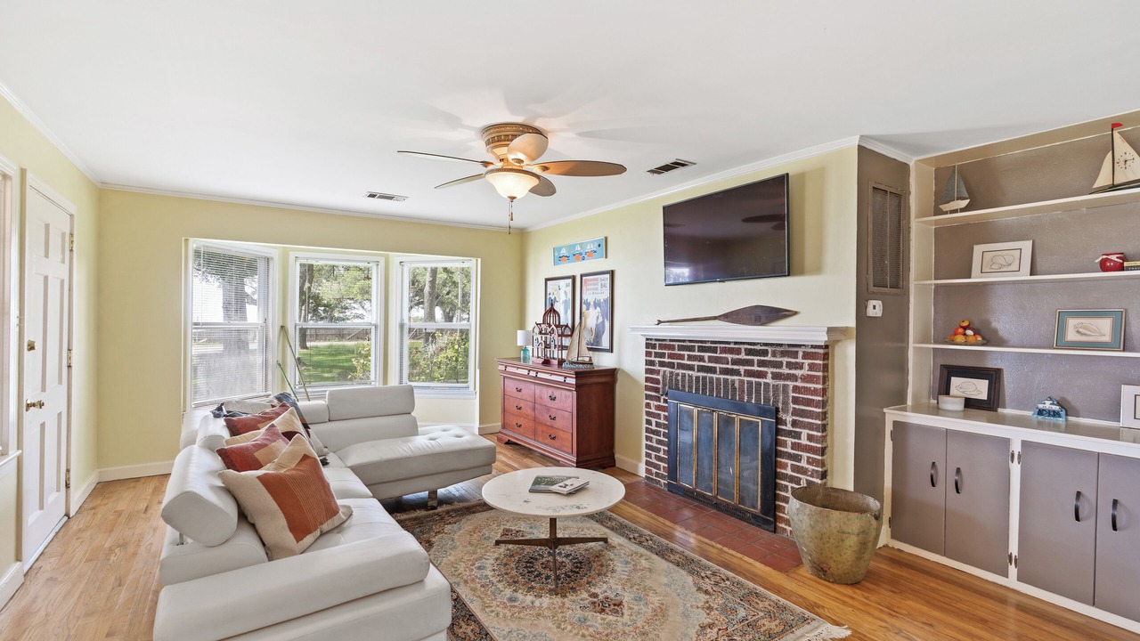 Photo of Livingroom in Driftwood