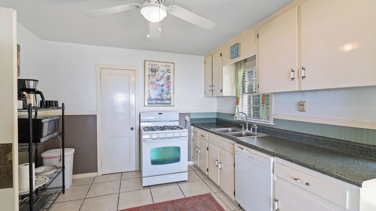 Photo of Kitchen in Driftwood