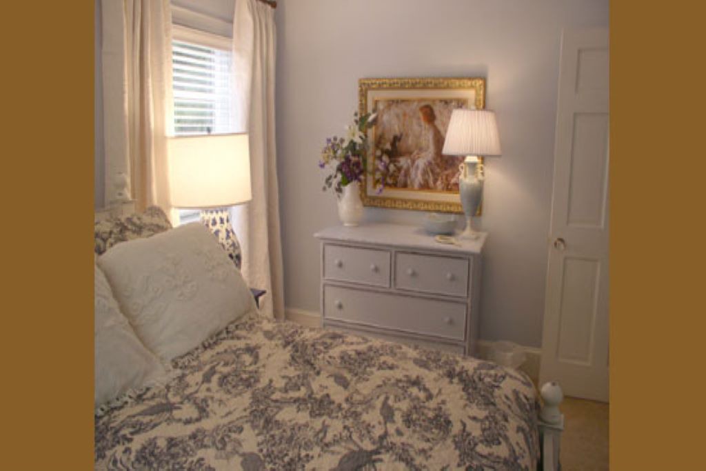 Photo of Bedroom in Woodfin