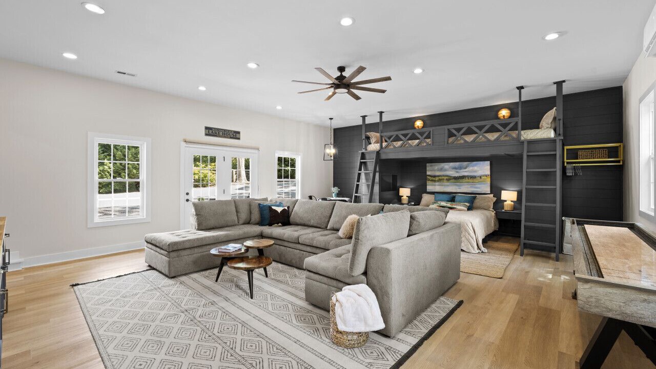 Photo of Livingroom in Mooresville