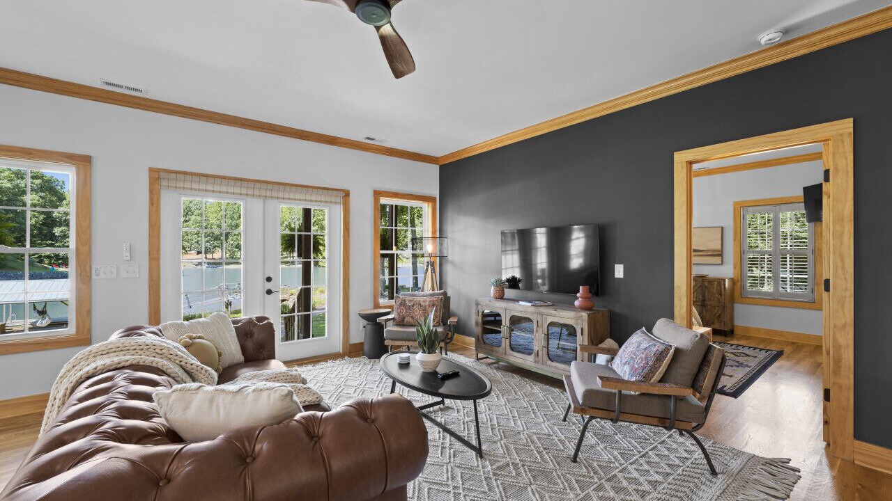 Photo of Livingroom in Mooresville
