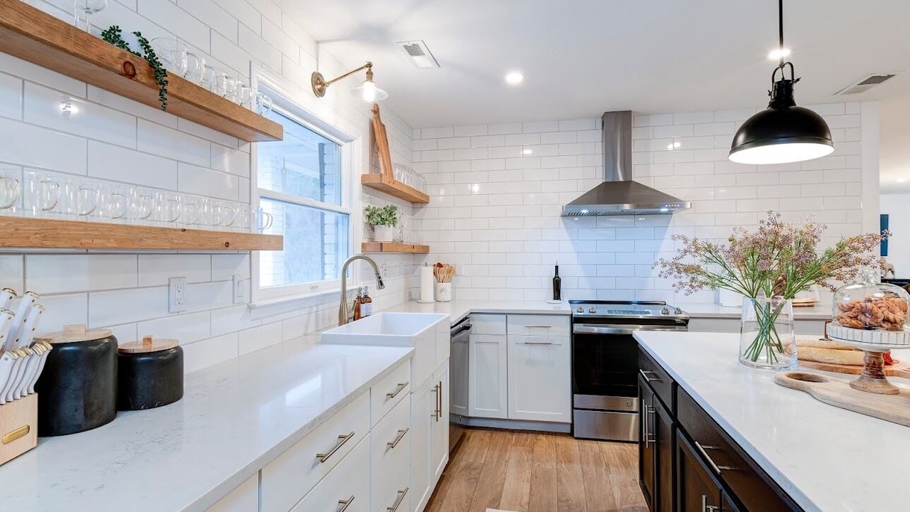 Photo of Kitchen in Alexander
