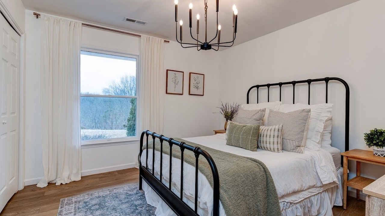 Photo of Bedroom in Alexander