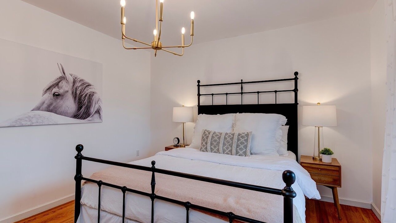 Photo of Bedroom in Alexander