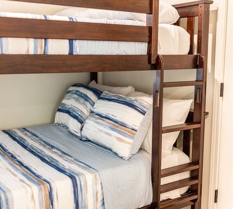 Photo of Bedroom in Guntersville