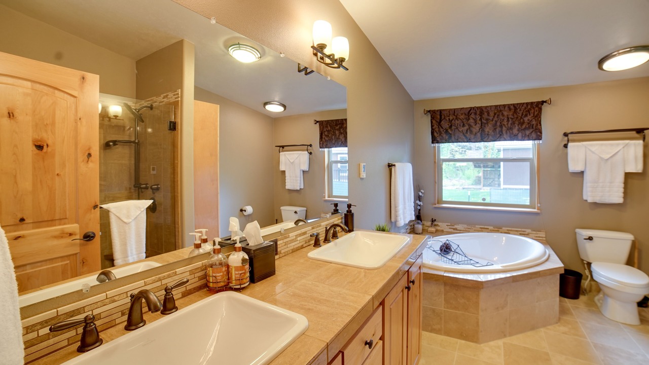 Photo of Bathroom in Baring