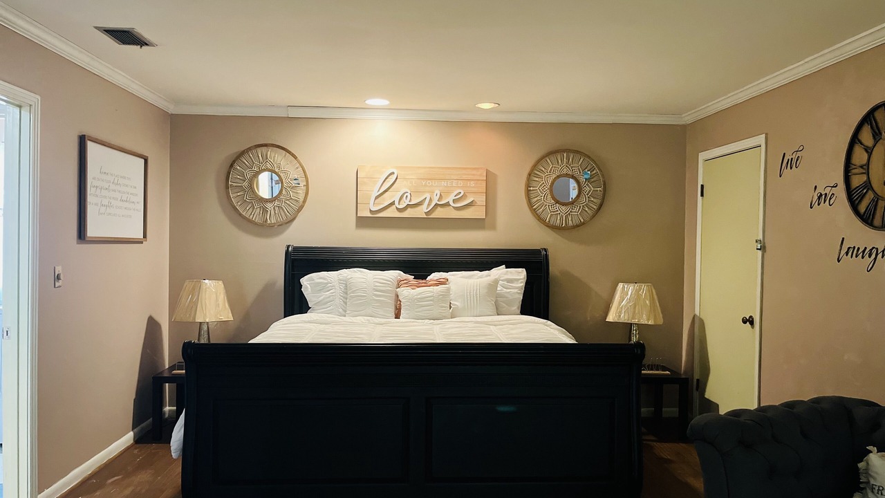 Photo of Bedroom in Waycross
