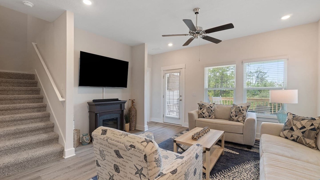 Photo of Livingroom in Ono Island