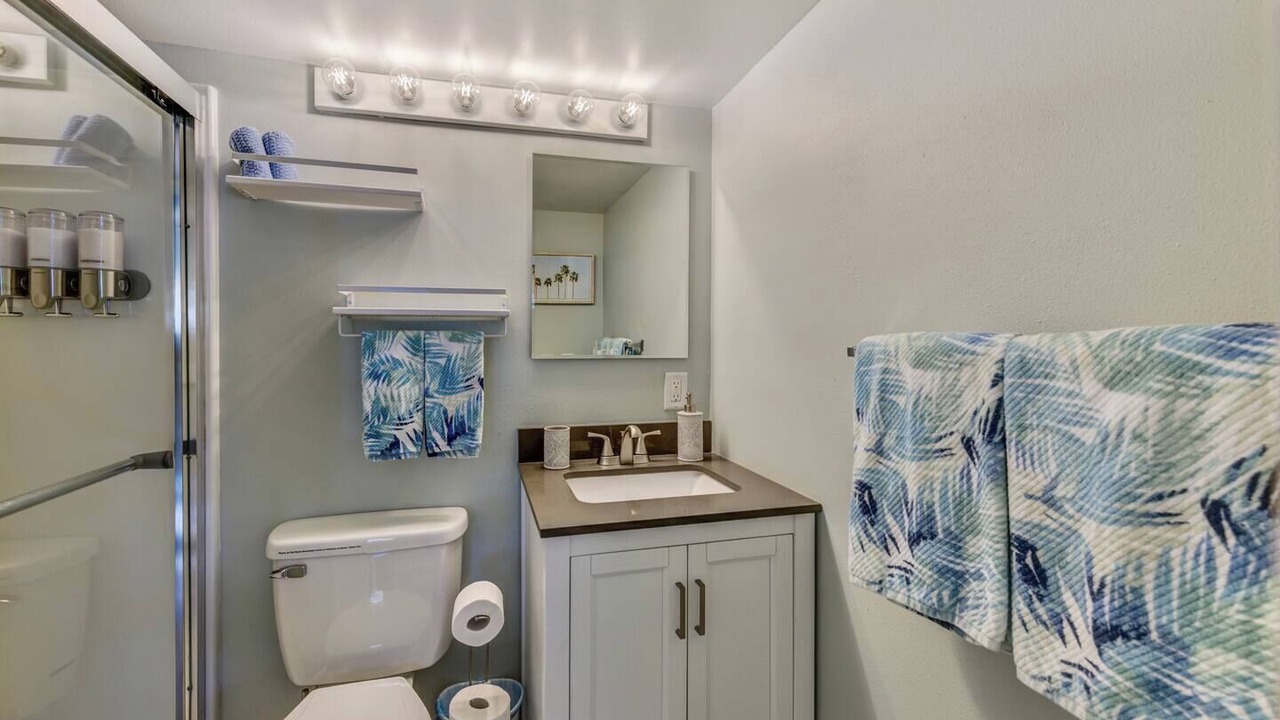 Photo of Bathroom in Independence Square