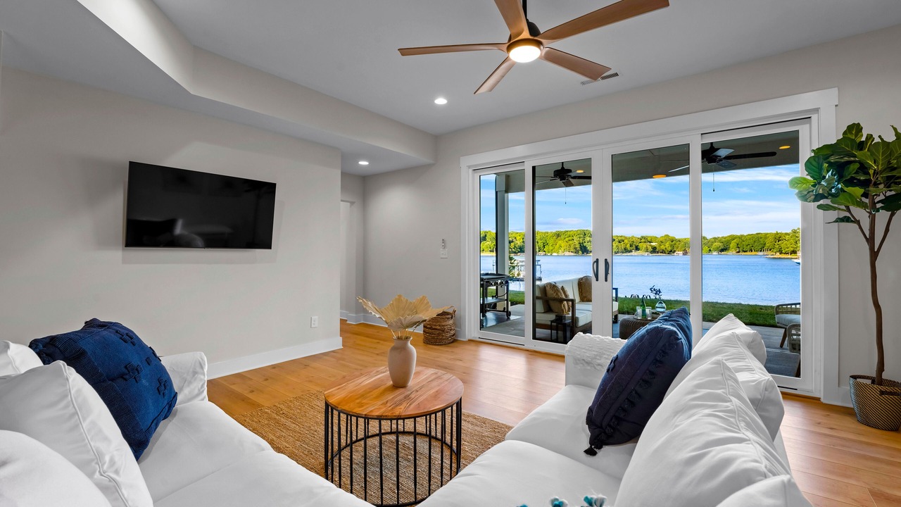 Photo of Livingroom in Mayhew