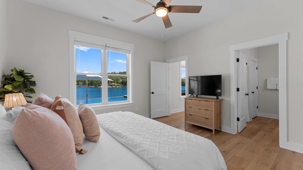 Photo of Bedroom in Mayhew
