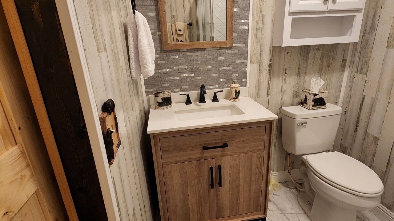 Photo of Bathroom in Rocky Grove