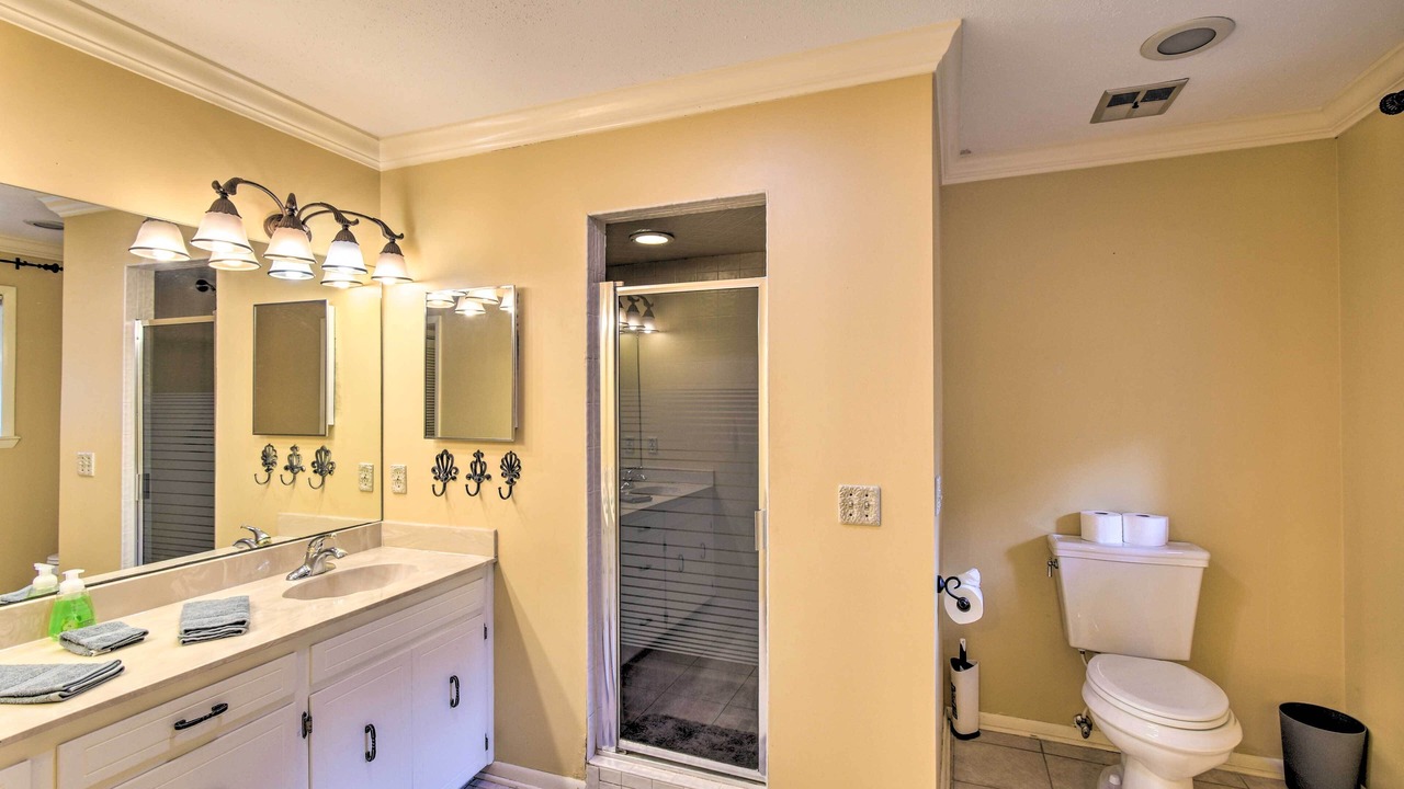 Photo of Bathroom in Arlington