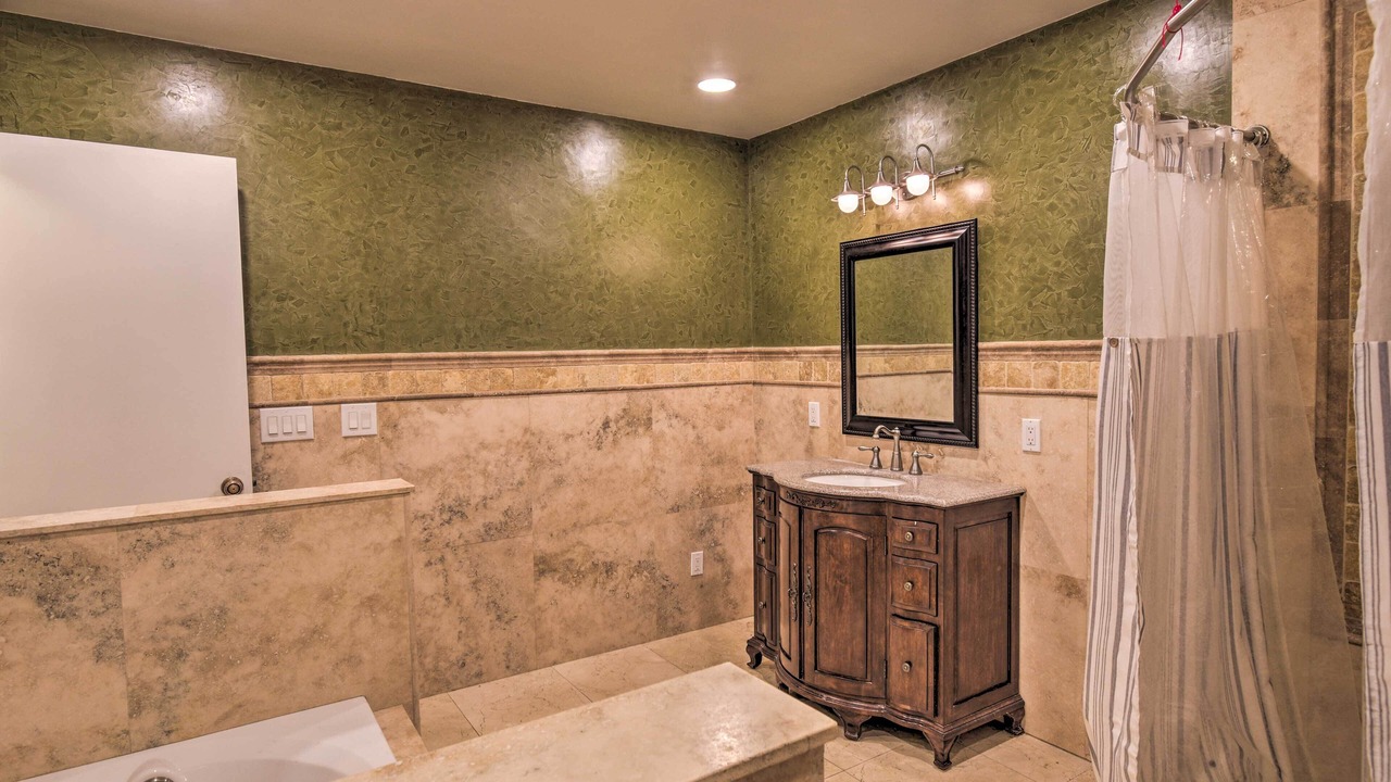 Photo of Bathroom in Arlington