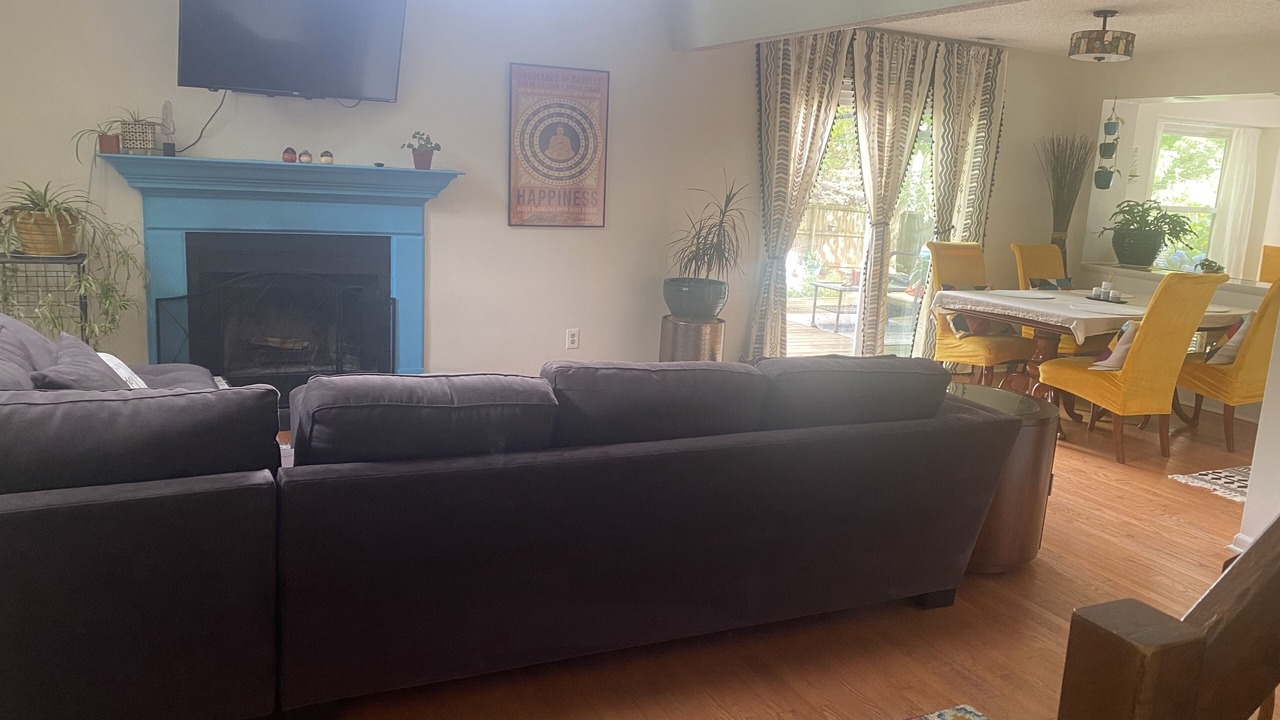 Photo of Livingroom in Town Center