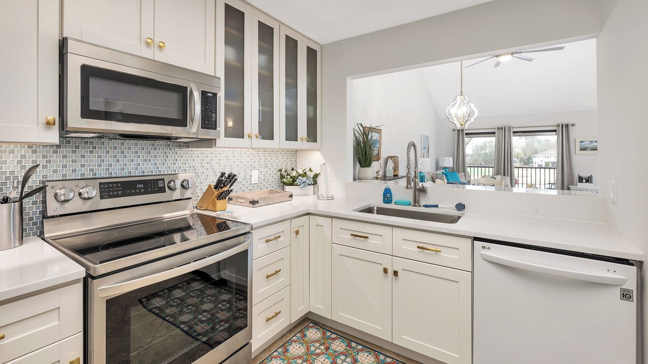 Photo of Kitchen in St. Simons Island