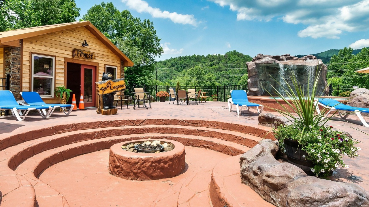 Photo of Outdoor in White Oak Lodge