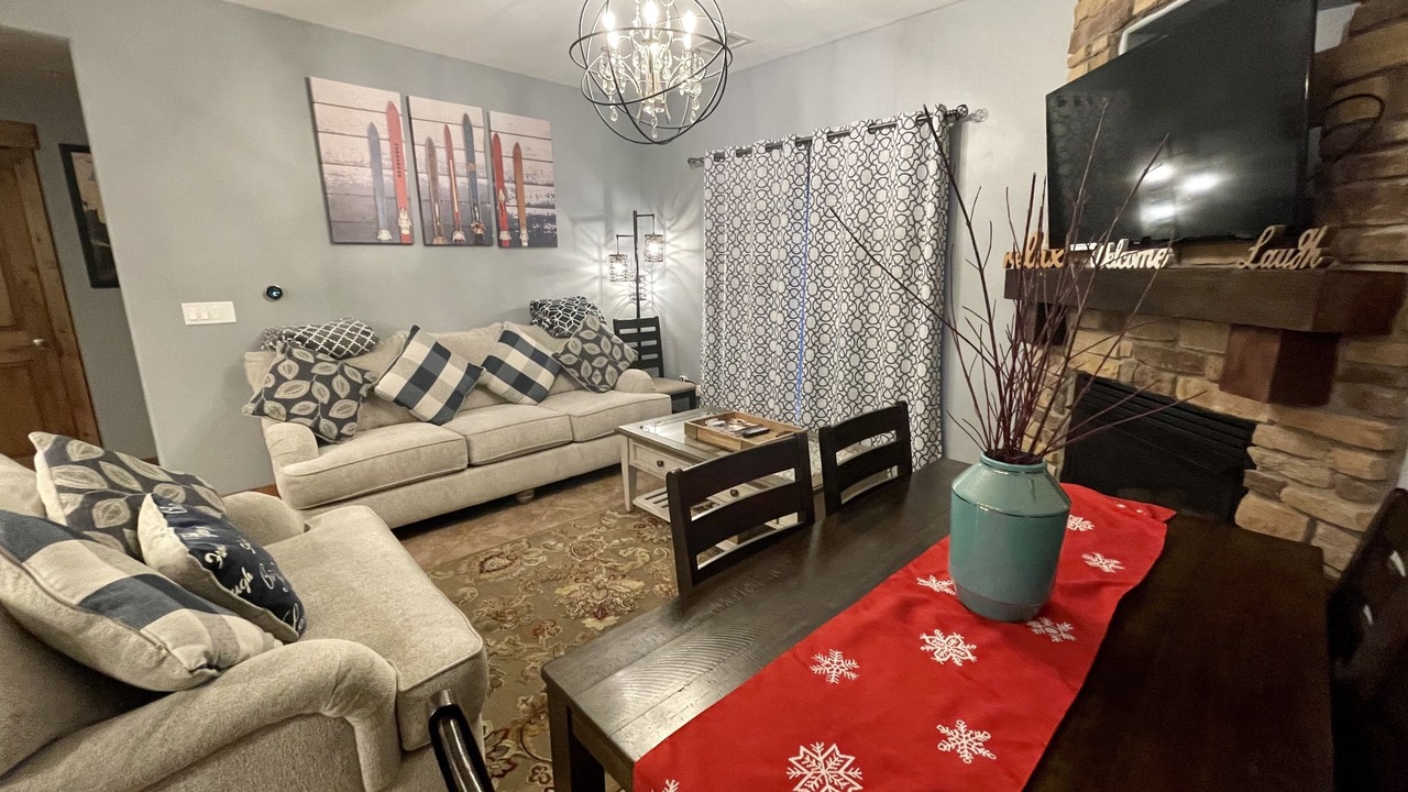 Photo of Livingroom in Bear Hollow Village