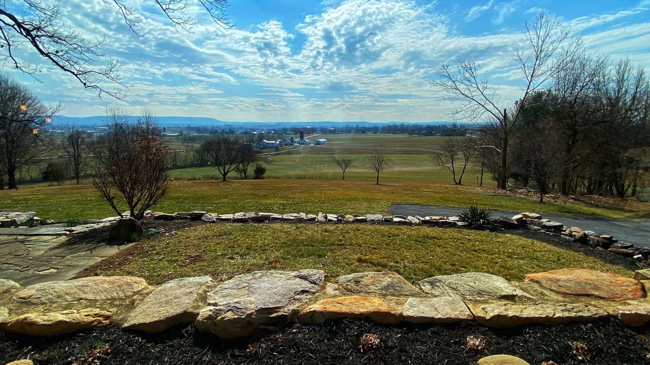 Photo of Outdoor in Mount Aetna