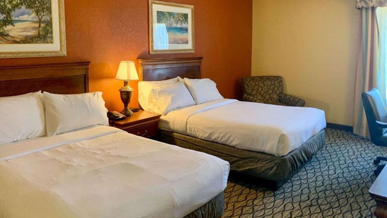 Photo of Bedroom in Miami Springs