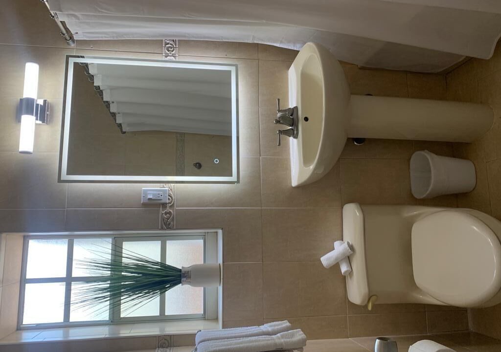 Photo of Bathroom in Biscayne Point