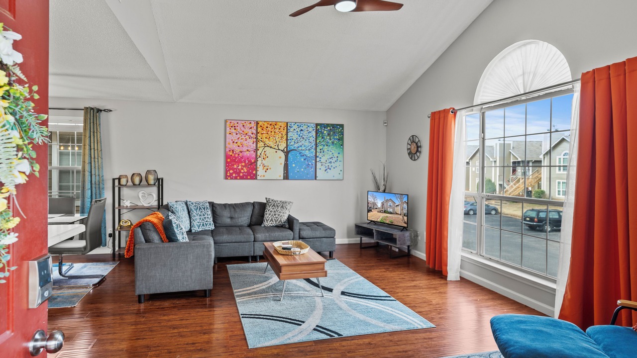 Photo of Livingroom in Madison
