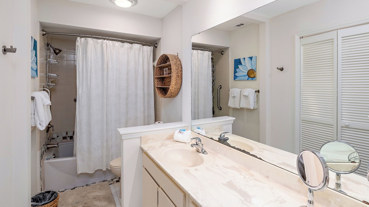 Photo of Bathroom in St. Simons Island