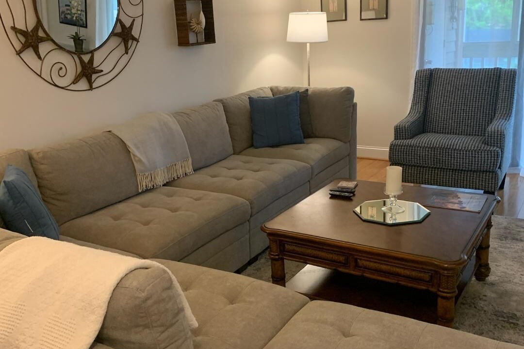 Photo of Livingroom in Seabrook Island