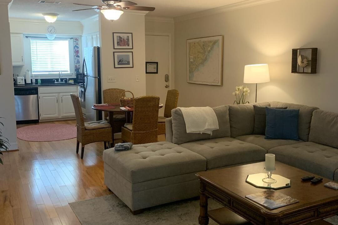 Photo of Livingroom in Seabrook Island
